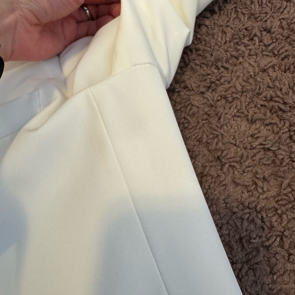 Elizabeth And James Cream Scrunch Sleeve Blazer Long Line 8 - Picture 11 of 12